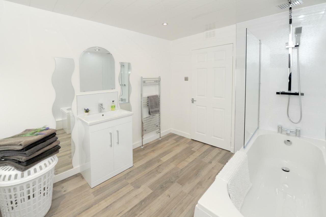 Three Bedroom Spacious House Stirling Buitenkant foto