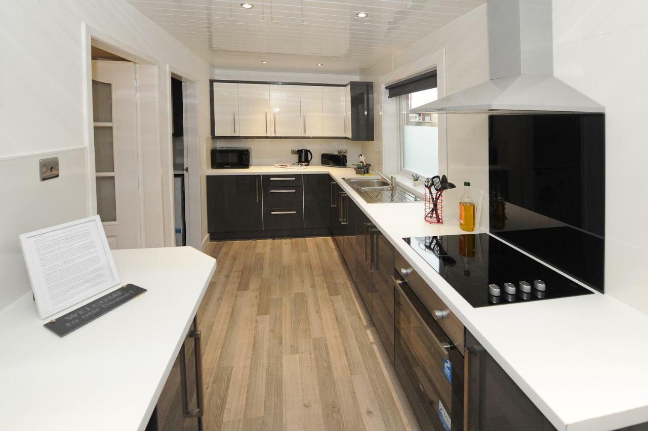 Three Bedroom Spacious House Stirling Buitenkant foto